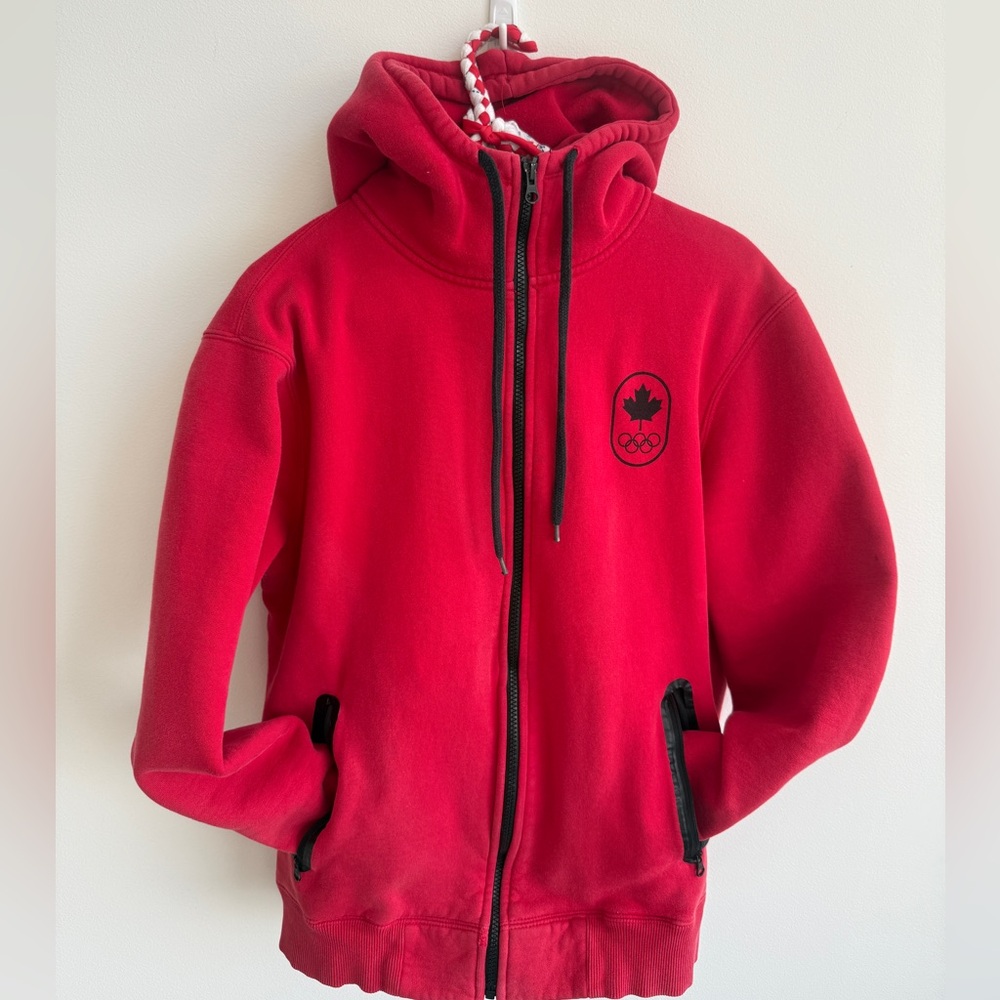 Canada Olympic zipper hoodie
Men’s large